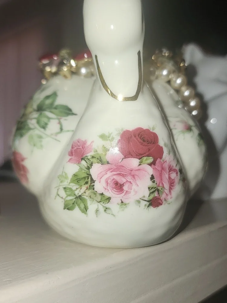 Vintage Porcelain Swan accented with Hand Crafted Upcycled Jewelry - Picture 2 of 6